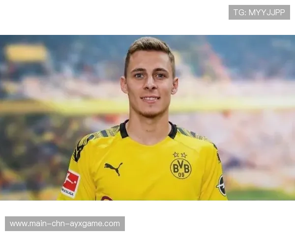 多特布兰特突破后横传前锋抢点入网:极致默契成就一剑封喉的瞬间 多特布兰特突破后横传前锋抢点入网:极致默契成就一剑封喉的瞬间