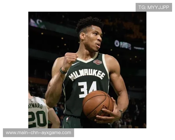 字母哥末段强攻完成绝杀,雄鹿全场掀起欢呼