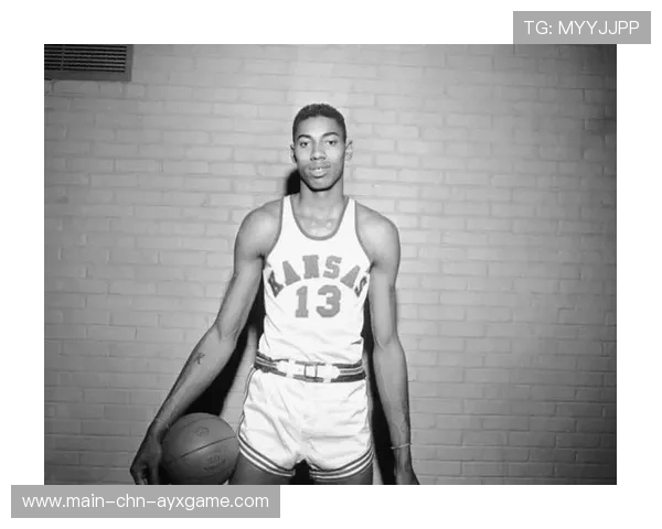 关于张伯伦的最新动态：买断可能性评估