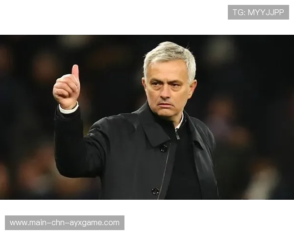 阿贾克斯主帅穆帅再显神奇指挥术