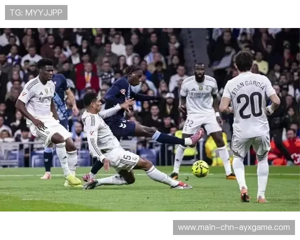 皇马防线站位至关重要